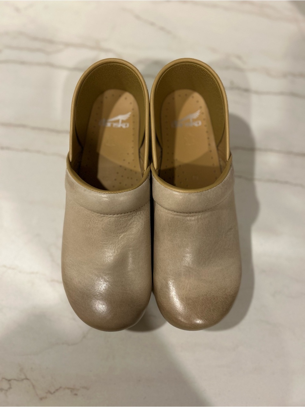 NEW Dansko Professional Clogs – Sand Milled Burnished Leather